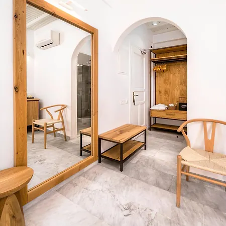 Marisso Mykonos Town